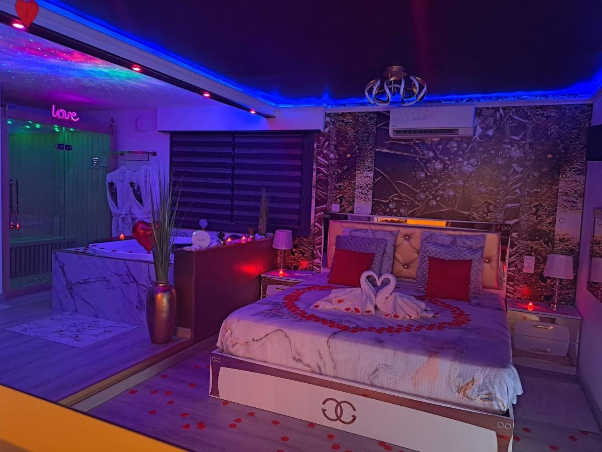 L'Aurore Suite De Charme, Clim Jacuzzi, Sauna, Piscine Chauffee Cuisine... Carpentras Exterior foto