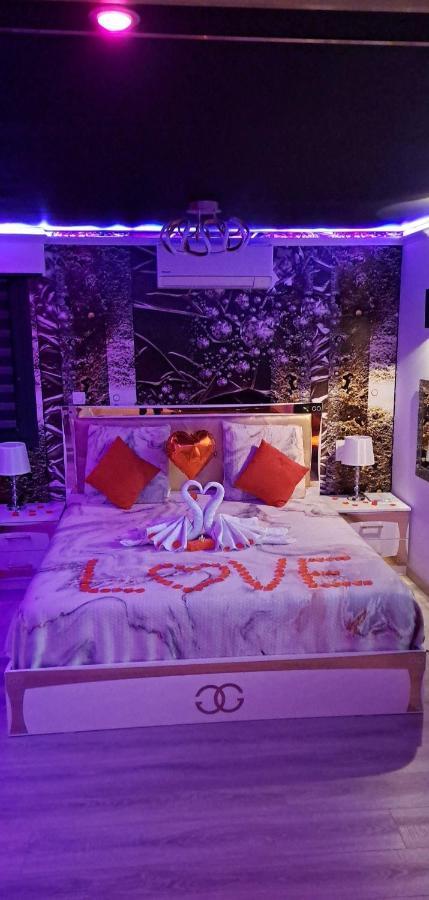 L'Aurore Suite De Charme, Clim Jacuzzi, Sauna, Piscine Chauffee Cuisine... Carpentras Exterior foto